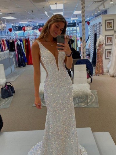 Sleeveless Shown Color Sheath V-Neck Prom Dresses Lincoln